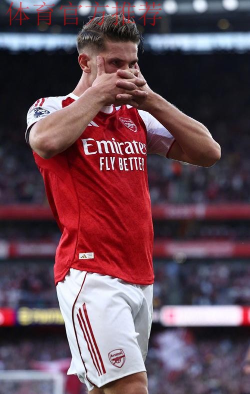 鲁尼评英超赛季至今最佳三人，塞梅约、姆伯莫、哲凯赖什入选